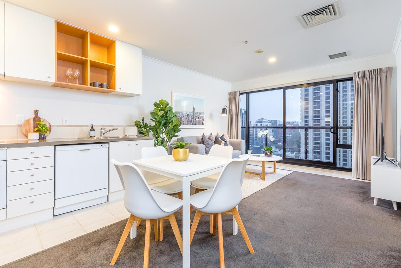 Lovely City Apartment! Views, Pool And Gym Auckland Eksteriør billede